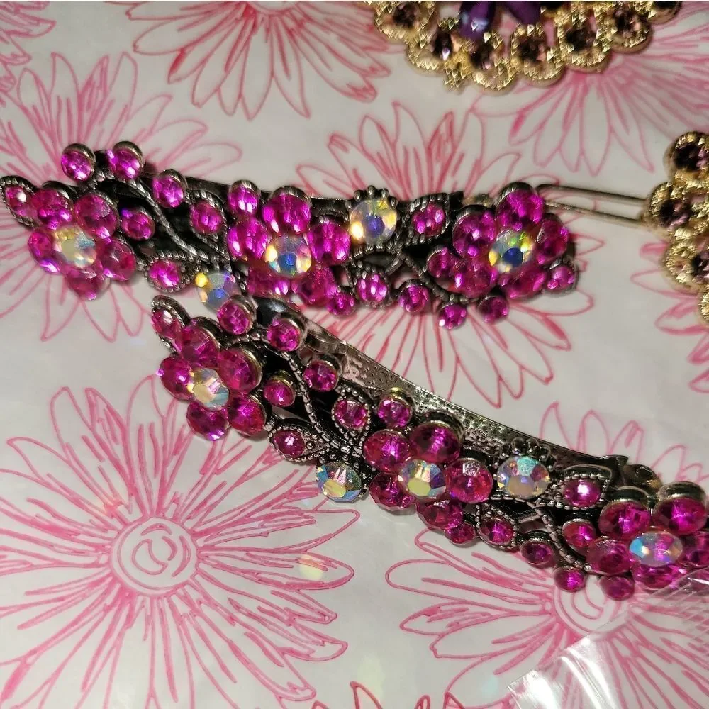 One Vintage Hair clip